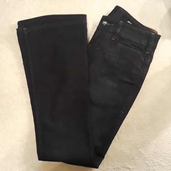 "William Rast" Savoy Flare Jeans. Womens Size: W26x32L - Picture 2 of 8